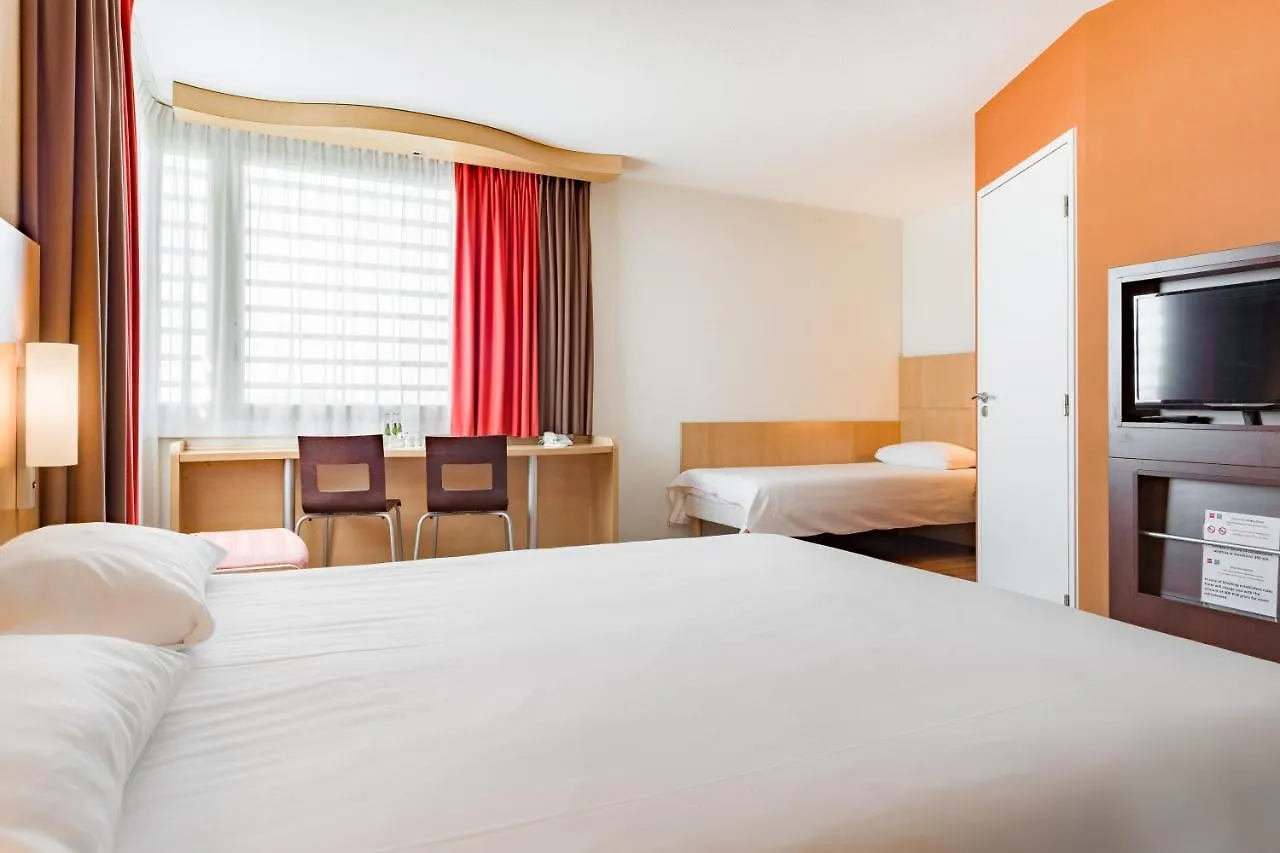 ***  Ibis Warszawa Reduta Hotel Polónia