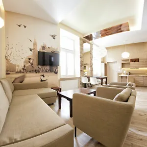 yourplace-top-apartments.krakowhotelspoland.com/