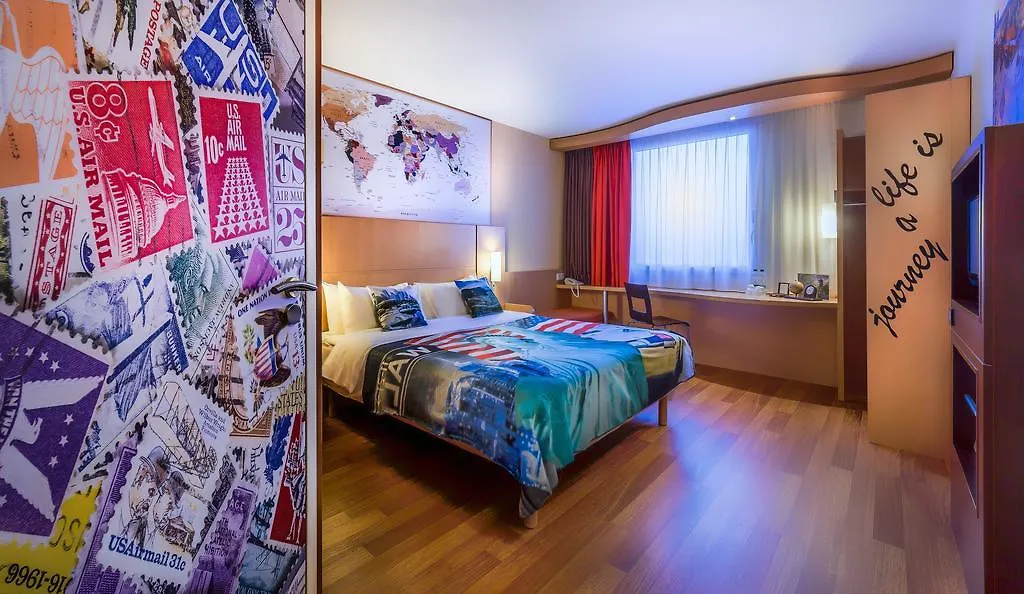 Ibis Warszawa Reduta Hotel Poland